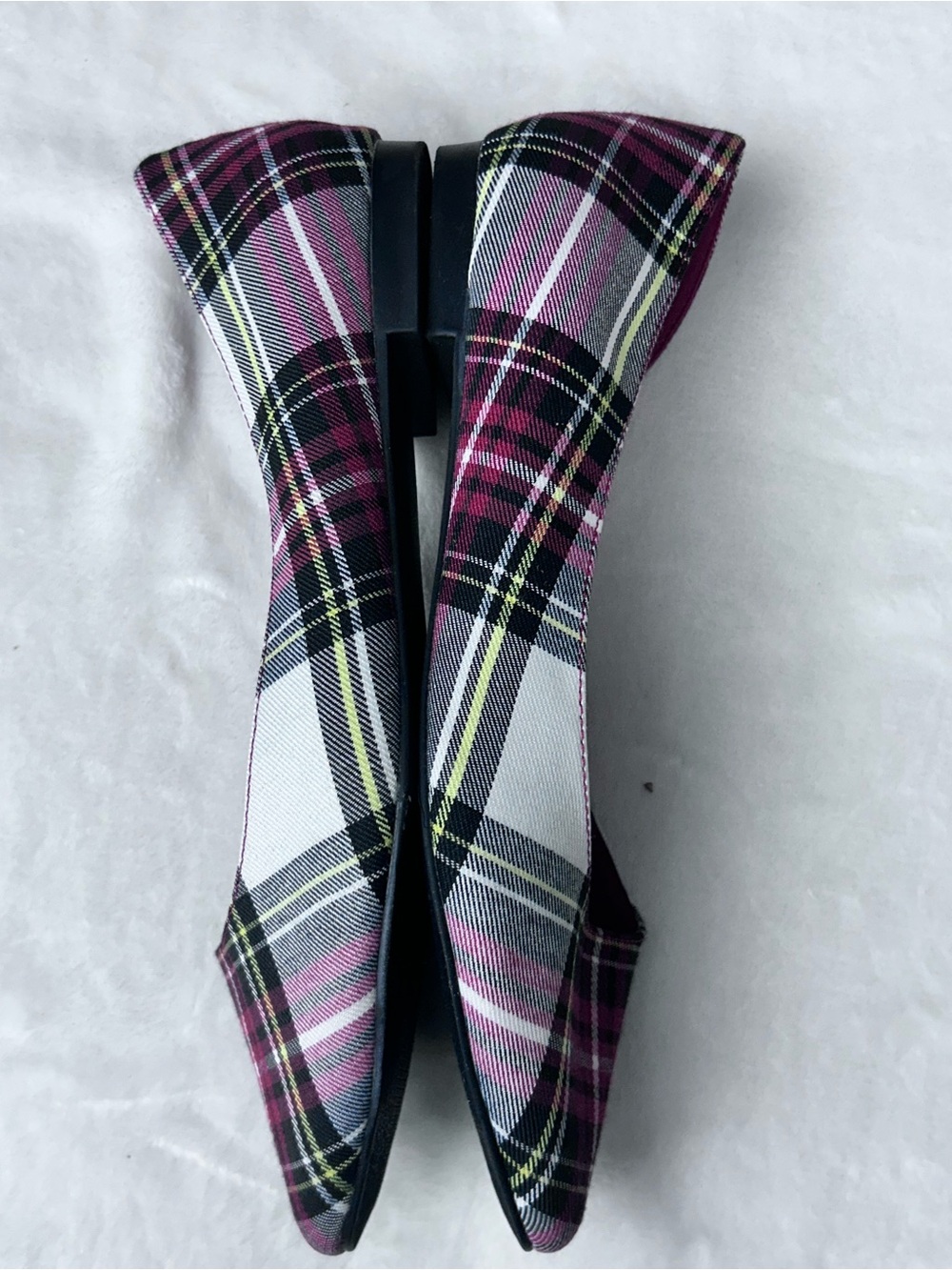 Isaac Mizrahi Women’s Red Black White Plaid Pointed-Toe Flats Size 10 - Picture 4 of 7